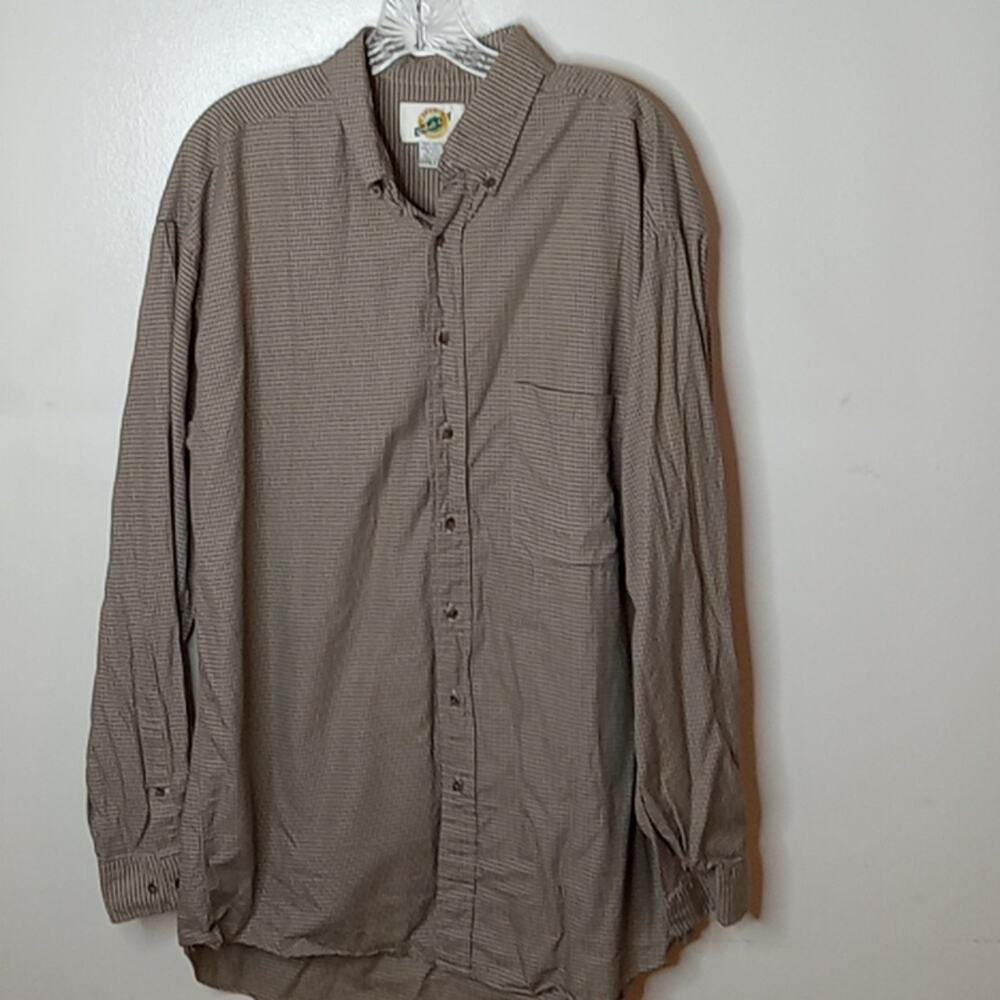 Field gear Men's Long Sleeve Collared LT button down shirt. 100% Cotton